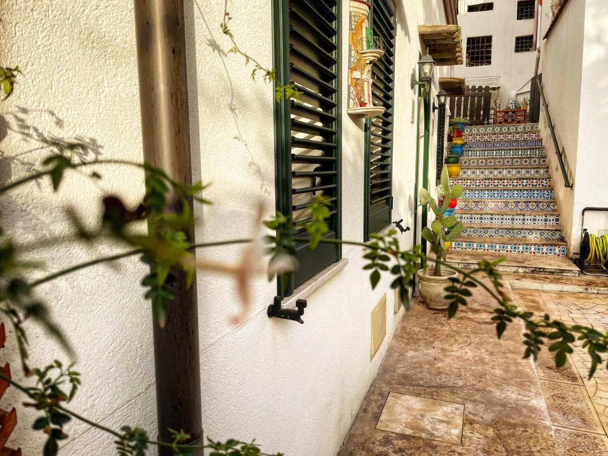 Baglio Reale Apartments Palermo Exterior foto